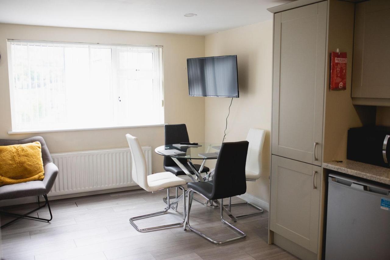 Vanity Ballycastle Diamond 2 Bedroom Apartment Ngoại thất bức ảnh