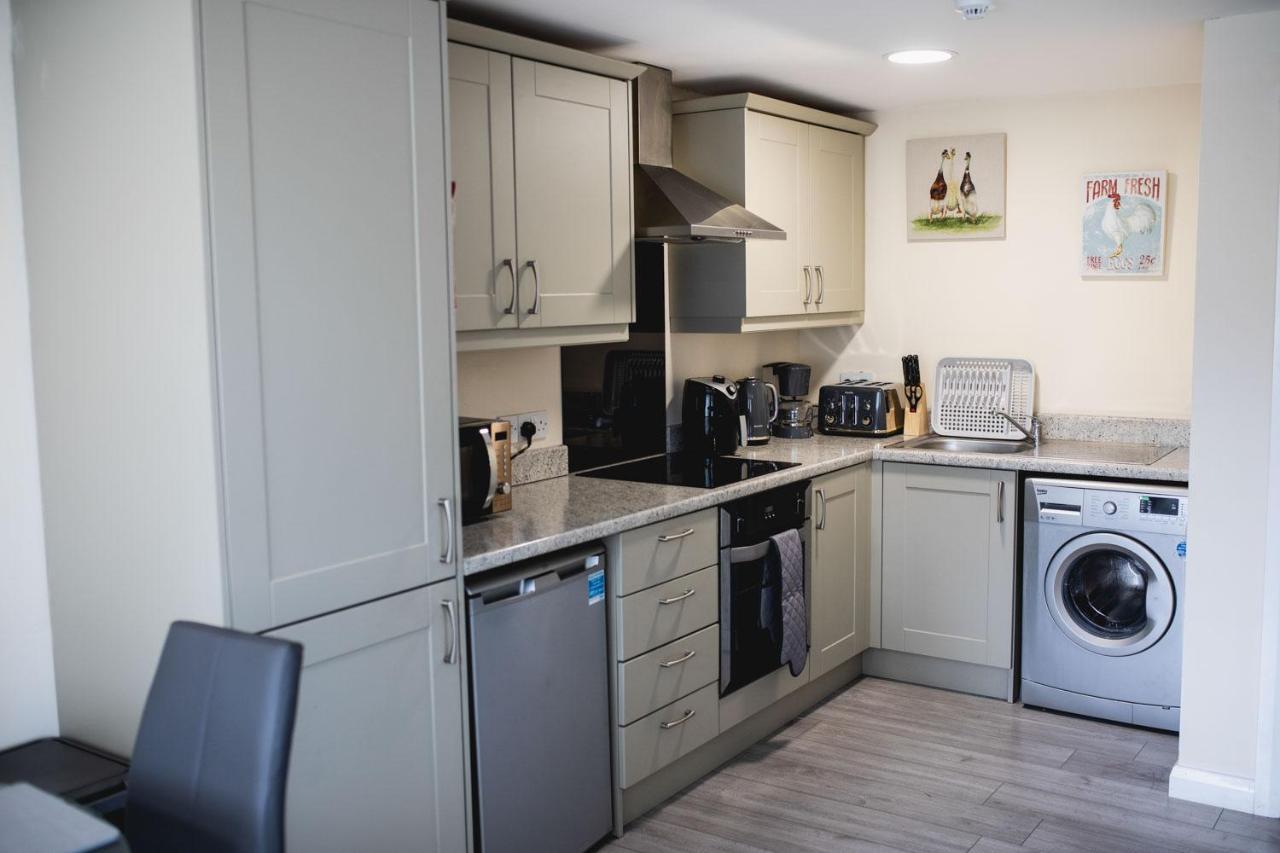 Vanity Ballycastle Diamond 2 Bedroom Apartment Ngoại thất bức ảnh